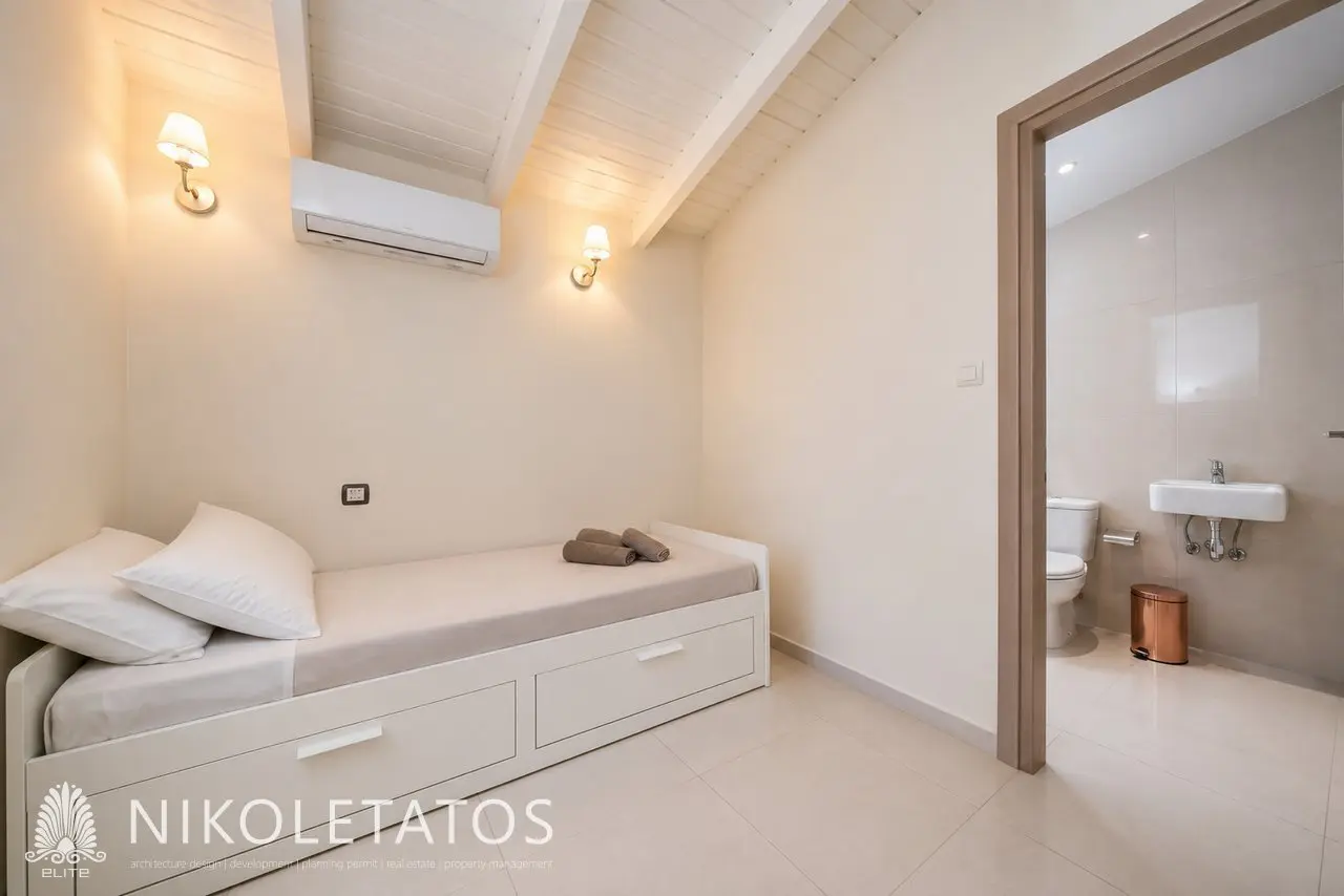 Villa Of 120 M² With Sea View In Pessada, Greece