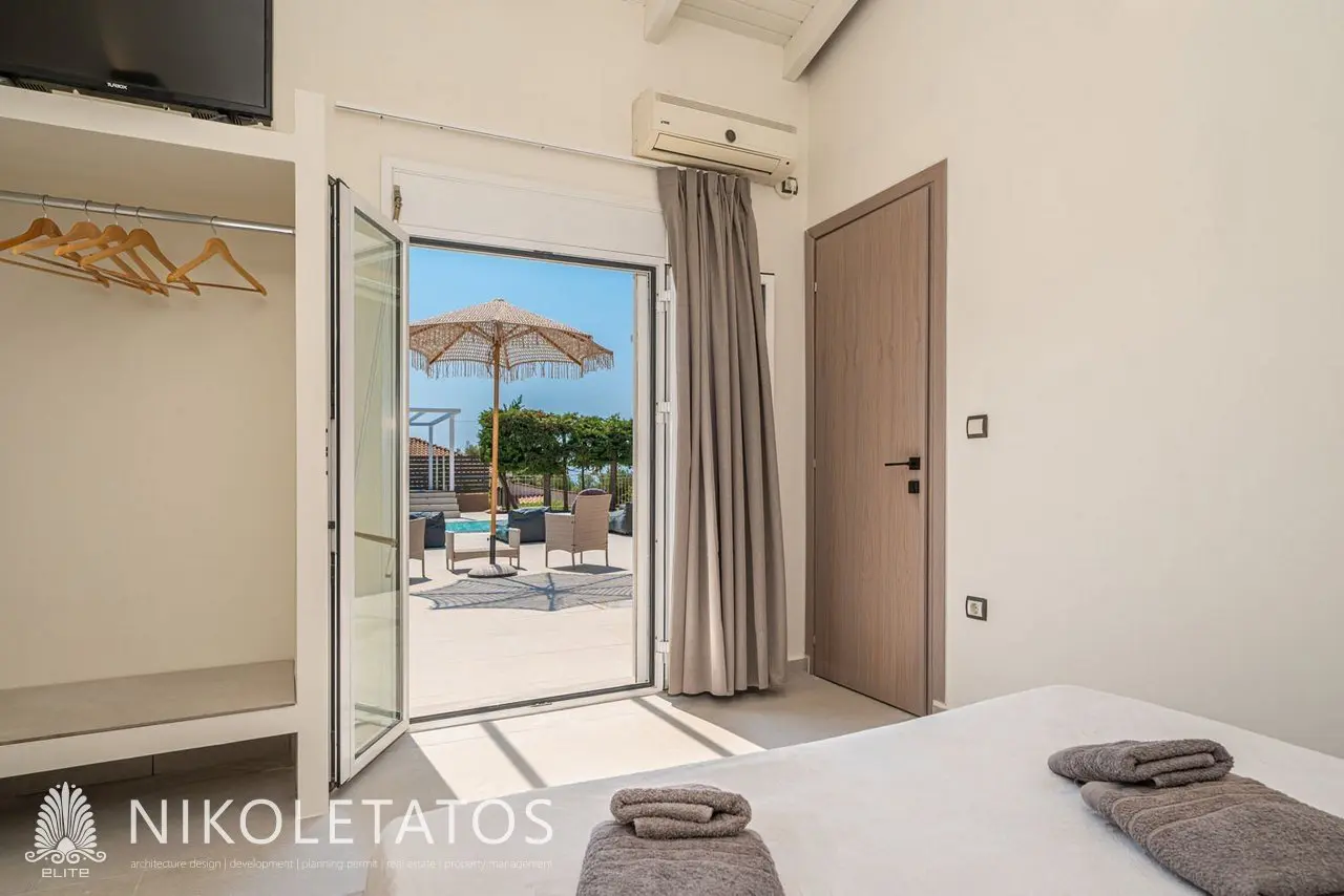 Villa Of 120 M² With Sea View In Pessada, Greece
