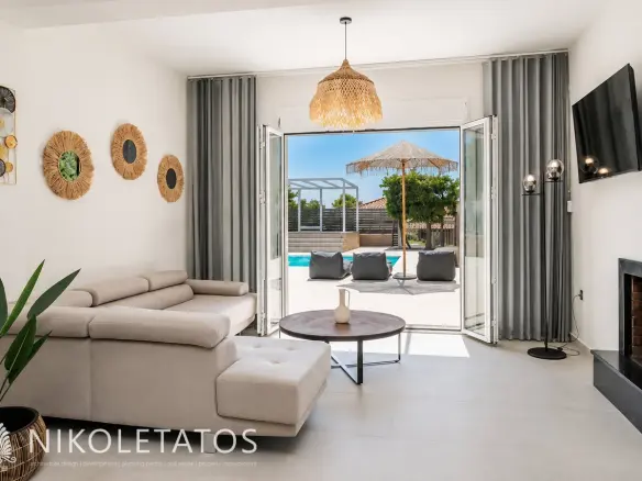 Villa Of 120 M² With Sea View In Pessada, Greece