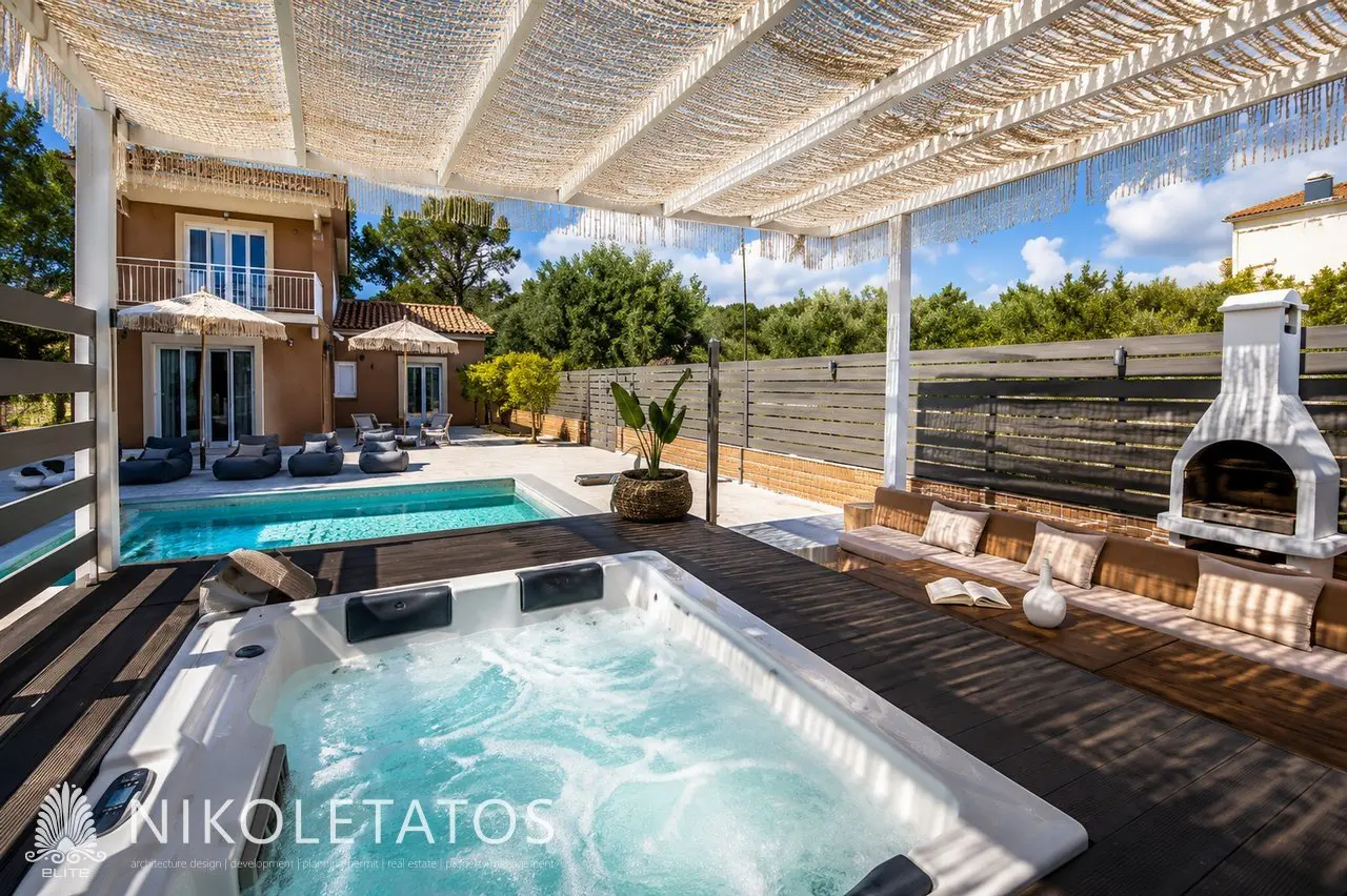 Villa Of 120 M² With Sea View In Pessada, Greece