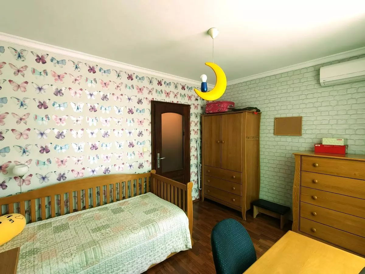 Apartment Of 75 M² With Two Bedrooms And Furnishings Near The Stadium