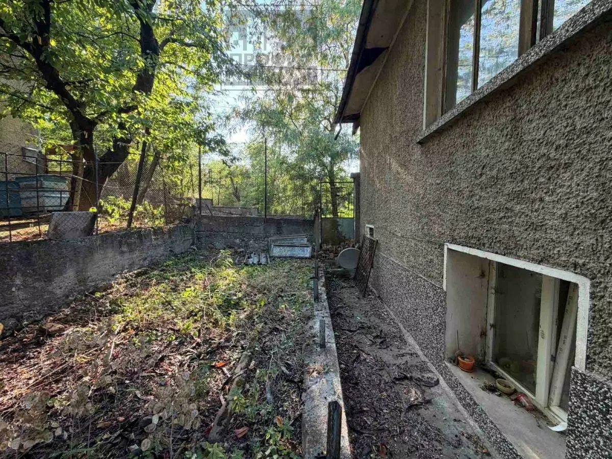 House Of 120 M² With Garage In Gorna Oryahovitsa, Garata District