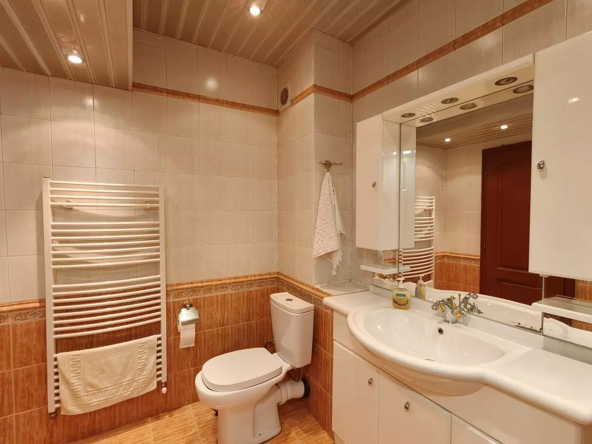 Apartment Of 75 M² With Two Bedrooms And Furnishings Near The Stadium