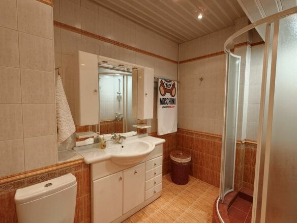 Apartment Of 75 M² With Two Bedrooms And Furnishings Near The Stadium