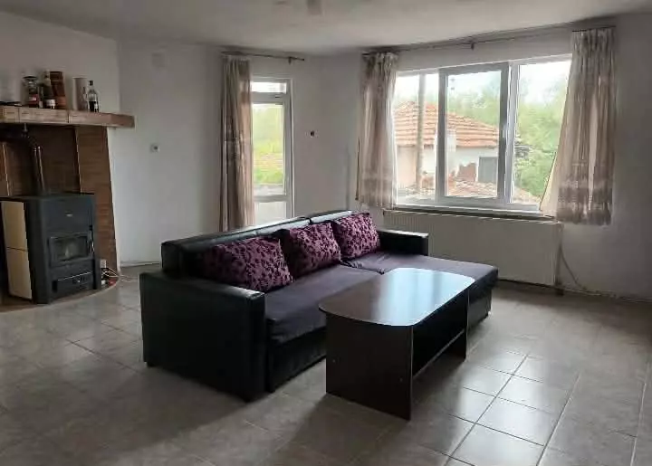Продавам къща в село Гранитово