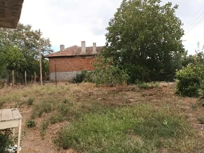 Продавам къща в село Гранитово