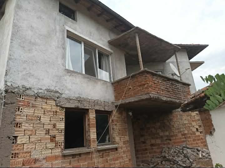 Продавам къща в село Гранитово