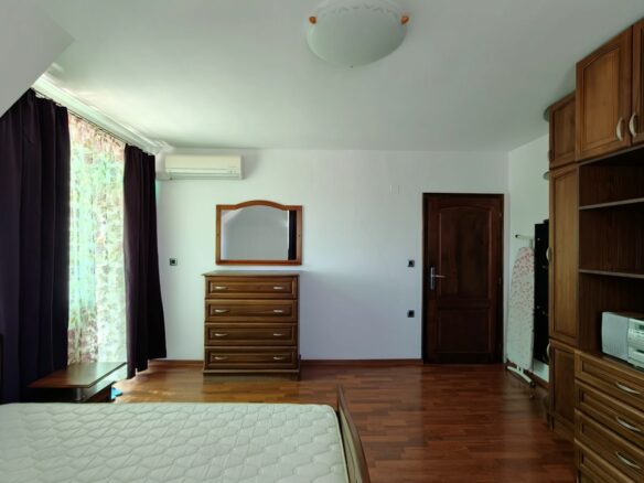Apartment Of 75 M² With Two Bedrooms And Furnishings Near The Stadium