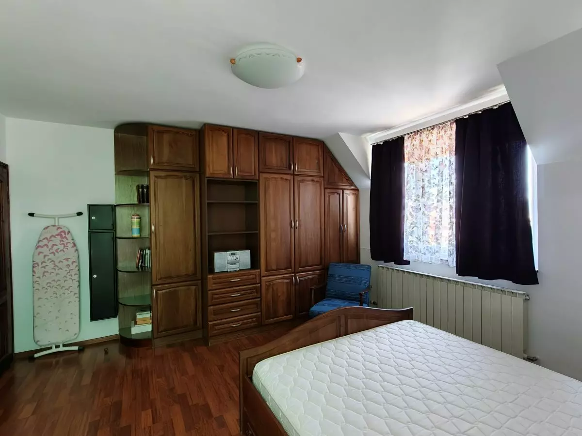 Apartment Of 75 M² With Two Bedrooms And Furnishings Near The Stadium