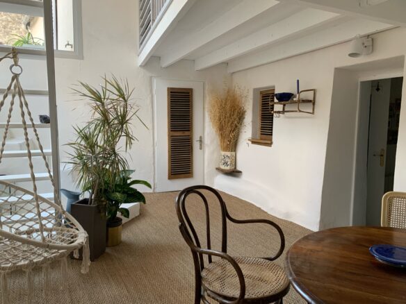 Village House Of 110 M² With Garden And Wooden Terrace In Provence