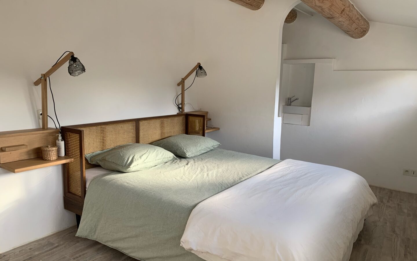 Village House Of 110 M² With Garden And Wooden Terrace In Provence