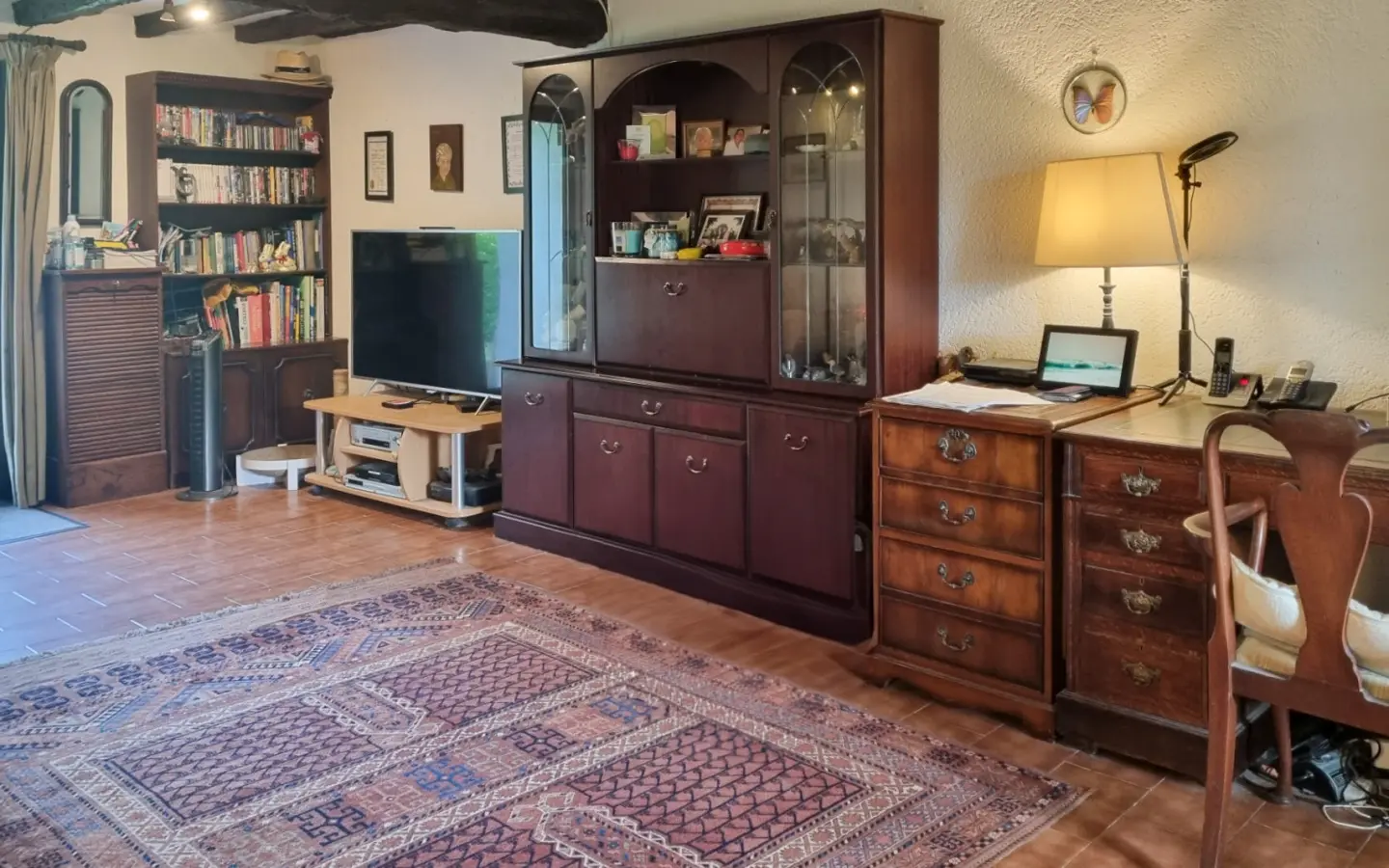 7-bedroom Country House In Peyrefitte-du-razes, France (317 M²)