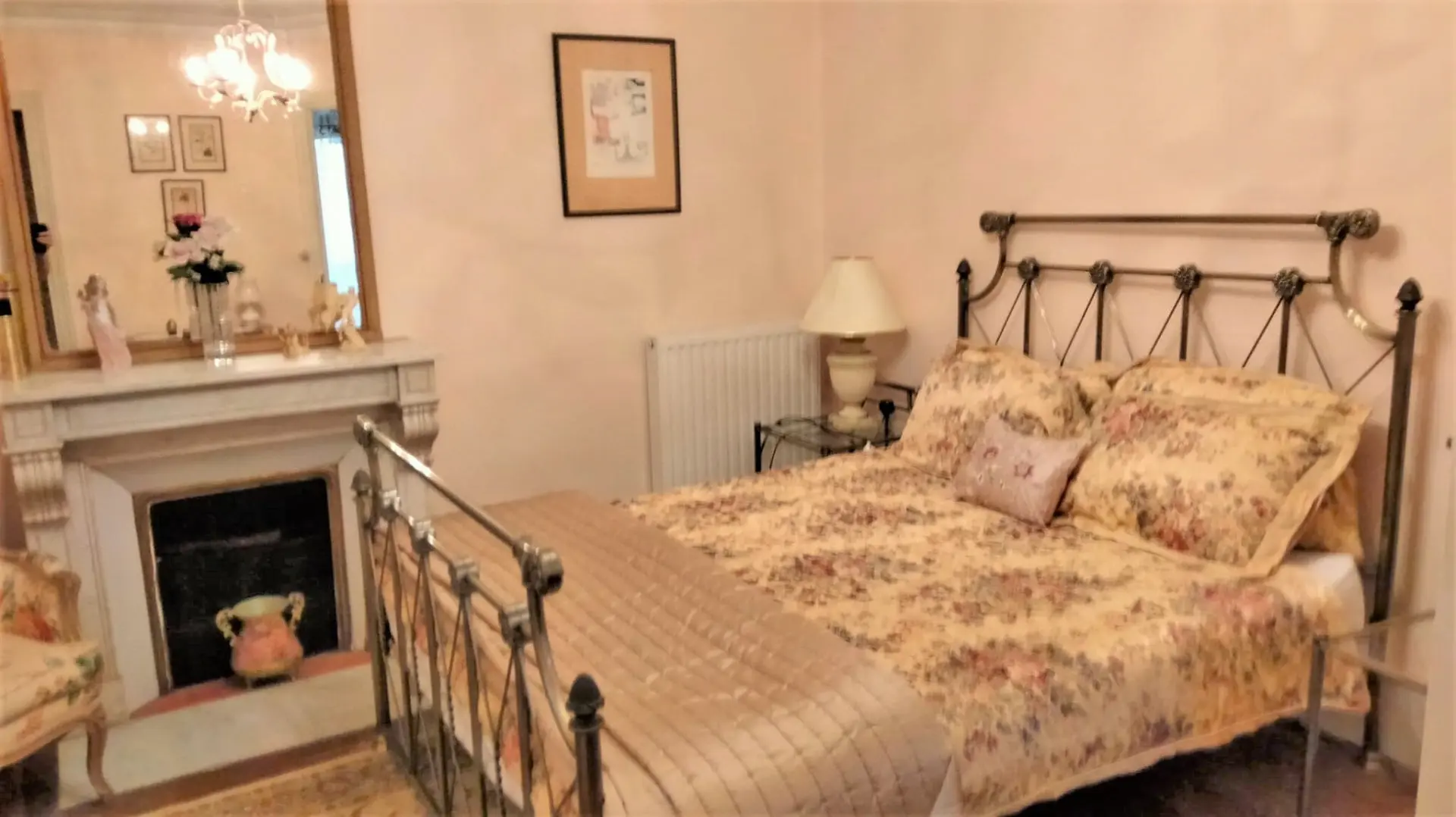 Maison De Maître Of 5 Bed With Pool, Gîte, Fast Internet In Nr. Angoulême