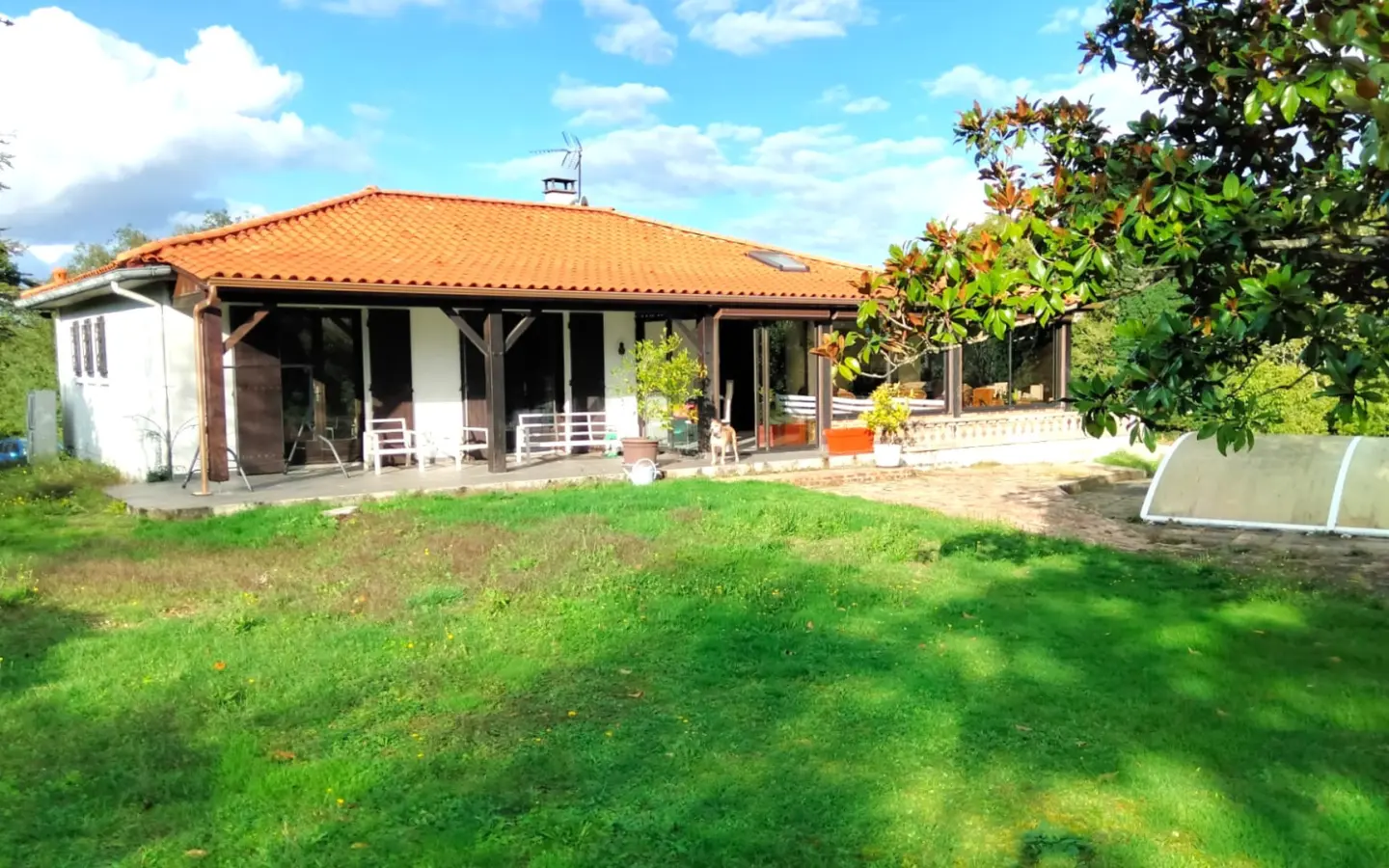 4-bedroom House In Val-de-bonnieure, France (170 M²)