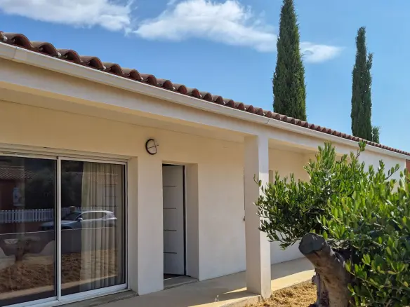 2-bedroom House In Limoux, France (79 M²)