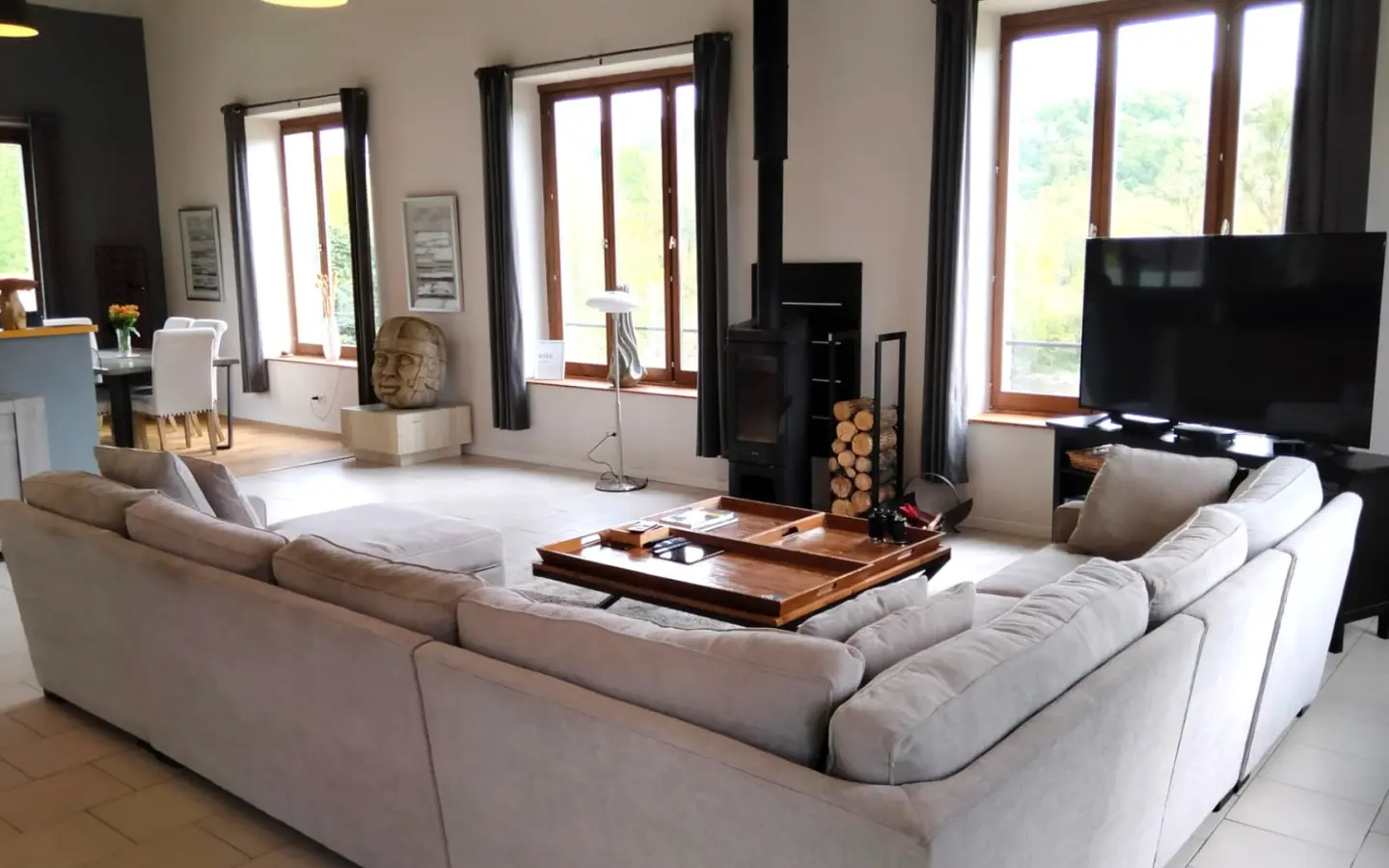 Loft Of 4 Beds, 2.5 Ha With Old Stone, Riverside, New York Style, Views, Outbuildings In Lessac (86)