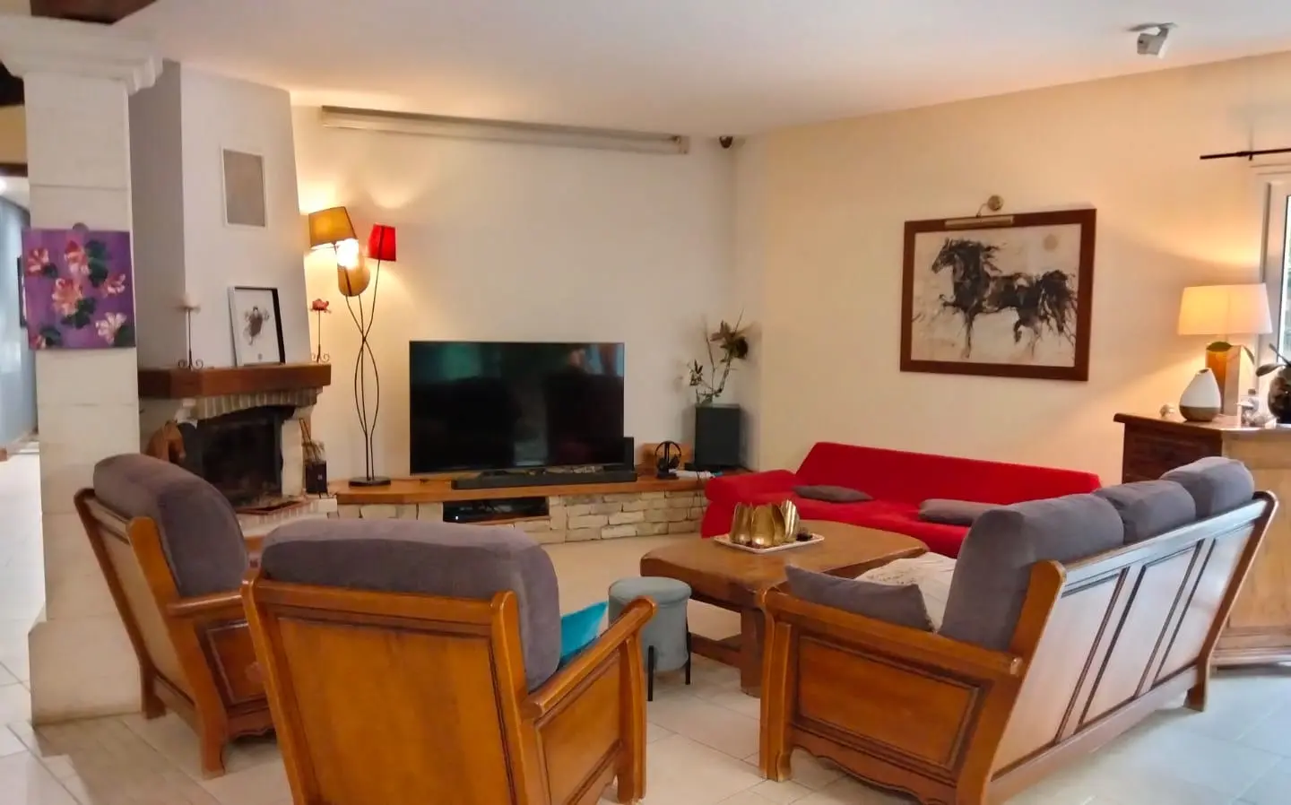 House Of 43 M² With 5 Bedrooms, Pool, Covered Terrace In Woodland Lodge, Nr Angoulême