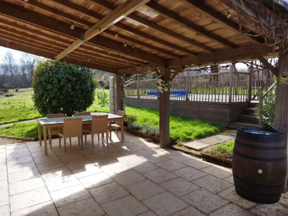 3-bedroom Village House In Lorigne, France (161 M²)