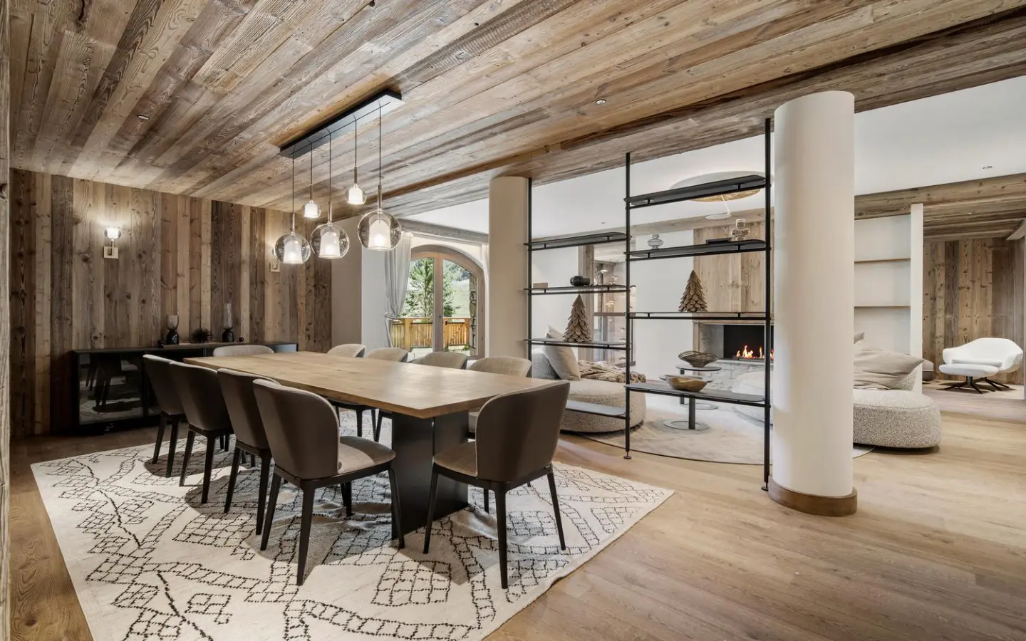 4-bedroom Apartment In Val-d’isere, France (266 M²)