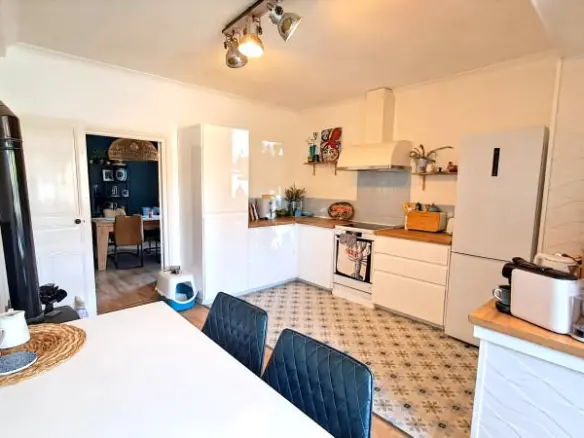 4-bedroom Country House In Nieuil, France (178 M²)