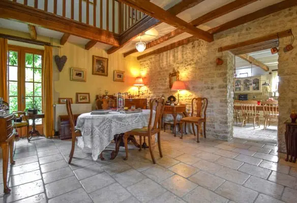 Two Detached Properties, Large Barns, Lake, 14 Ha, Woodland, 2 Pools, No Near Neighbours, Potential Revenue