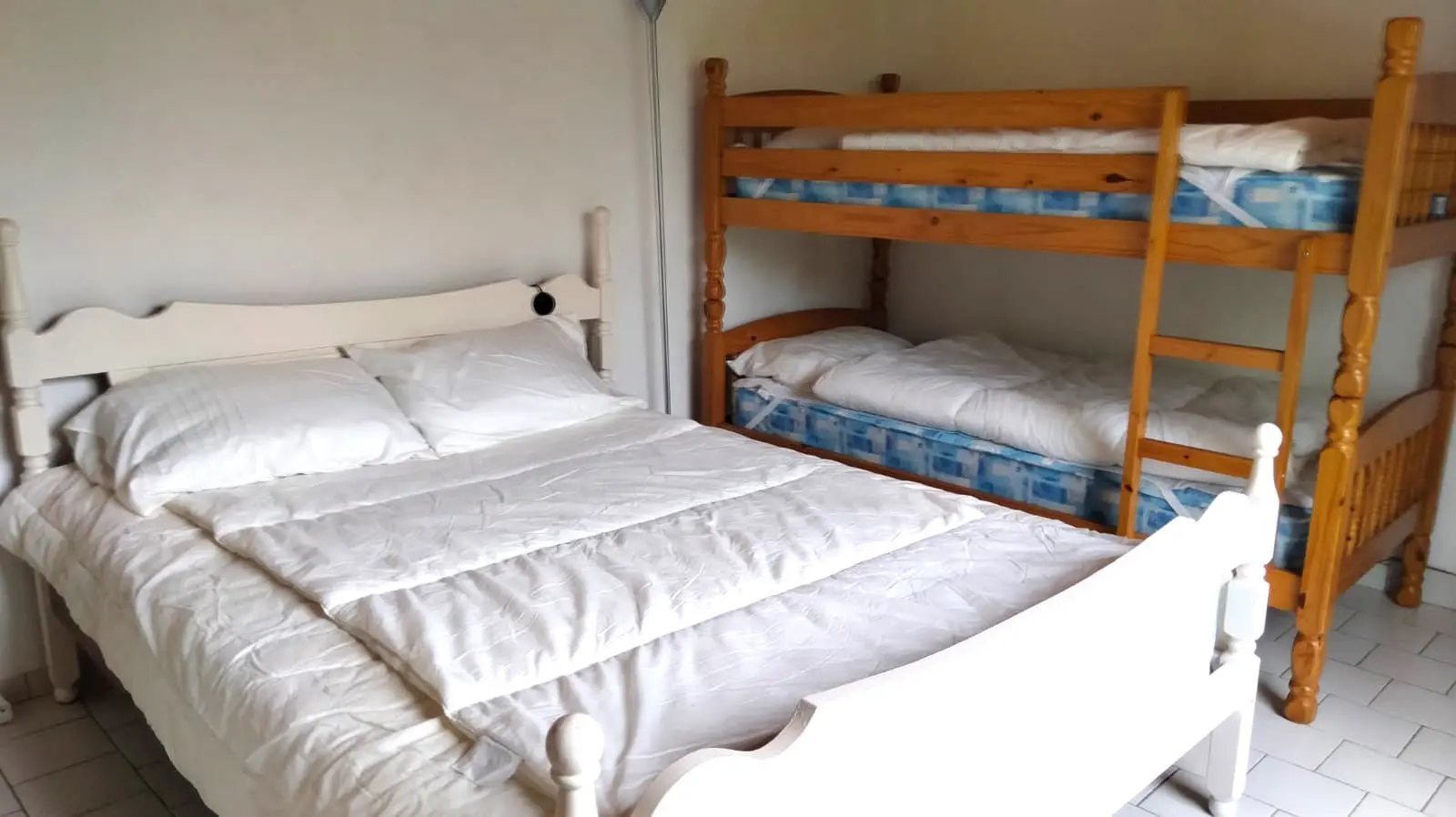 Apartment Of 150 M² With River Views And Private Waterside Access In Vienne