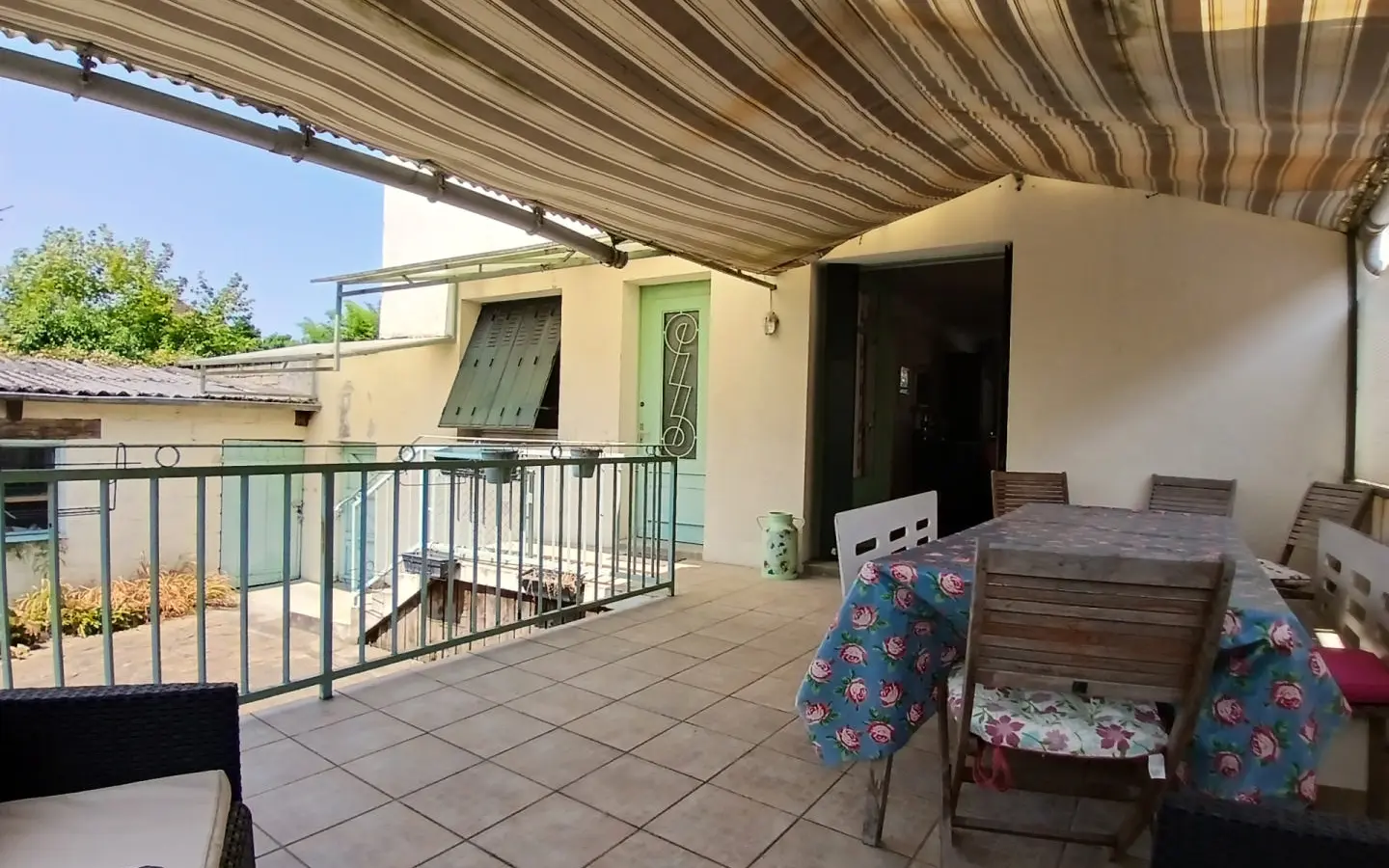 5-bedroom House In Saint-priest-les-fougeres, France (163 M²)