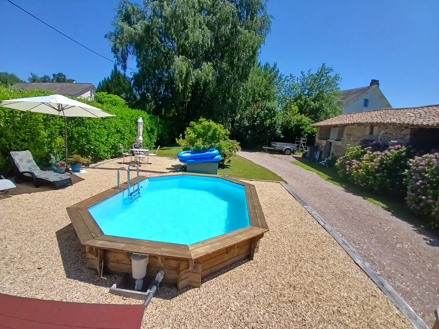 Character House Of 150 M² With Pool, Outbuildings And Garage In Dordogne Village