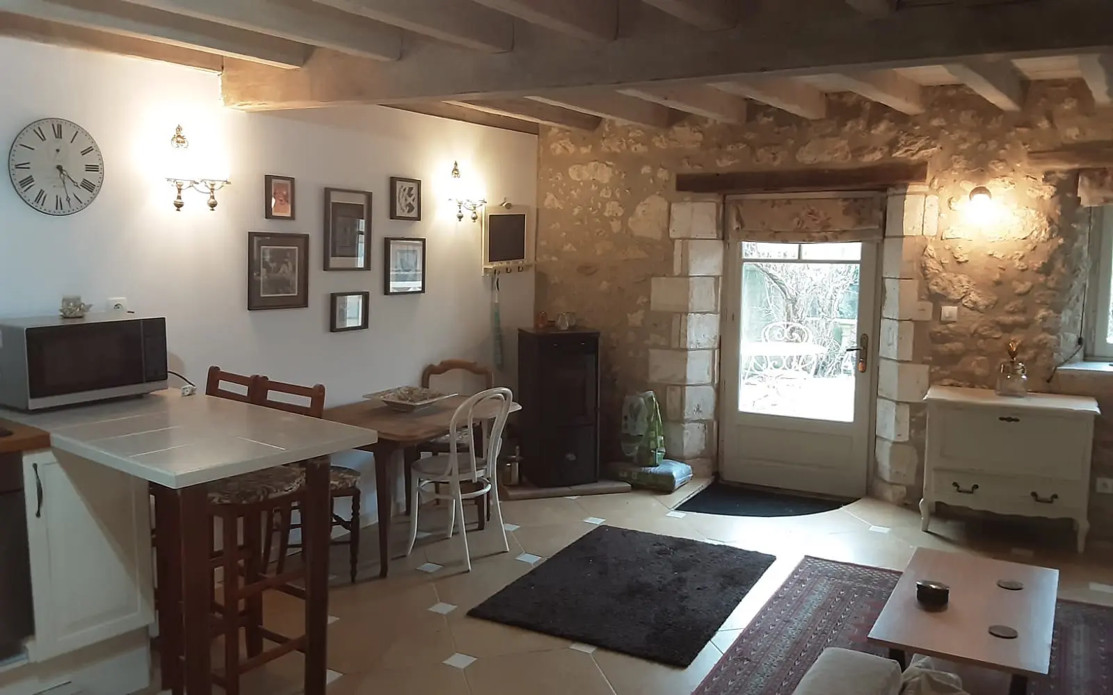 Country House Of 220 M² With Separate Guest Accommodation In Ribérac