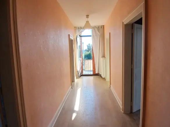 6-bedroom Maison De Maitre In Chalais, France (218 M²)