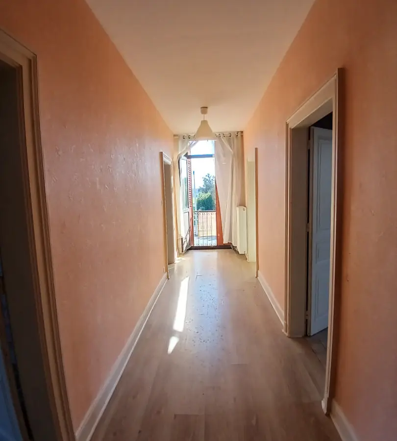 6-bedroom Maison De Maitre In Chalais, France (218 M²)