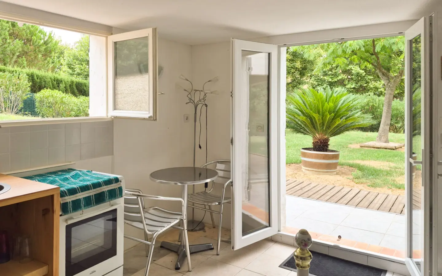 3-bedroom House In Alairac, France (107 M²)