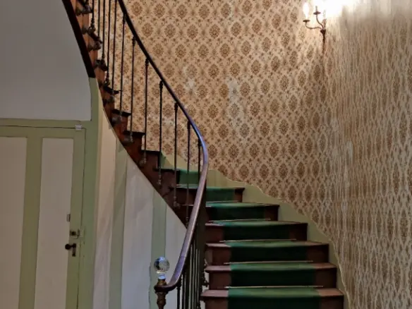 Maison De Maitre Of 7 Bedrooms With Garden, Garage, And River View In Saintes