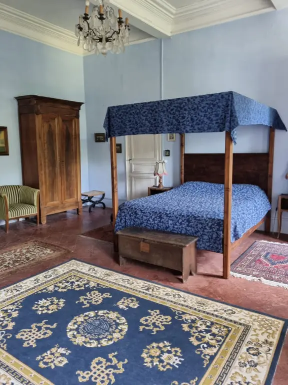 Aude. Authentic 16th Century Château, 3 Independent Cottages. 14 Acres.