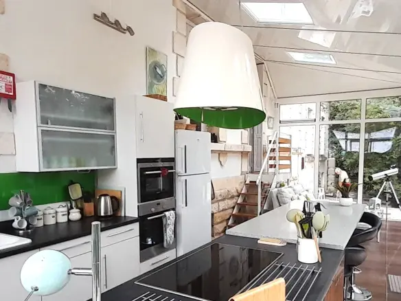 6-bedroom Country House In Condac, France (242 M²)