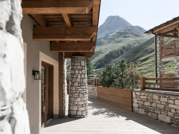 4-bedroom Apartment In Val-d’isere, France (266 M²)