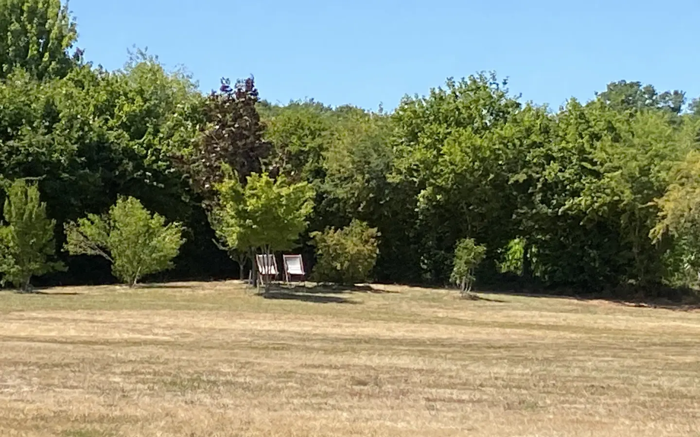 House Of 130 M² With Outbuildings And Land In Les Essards
