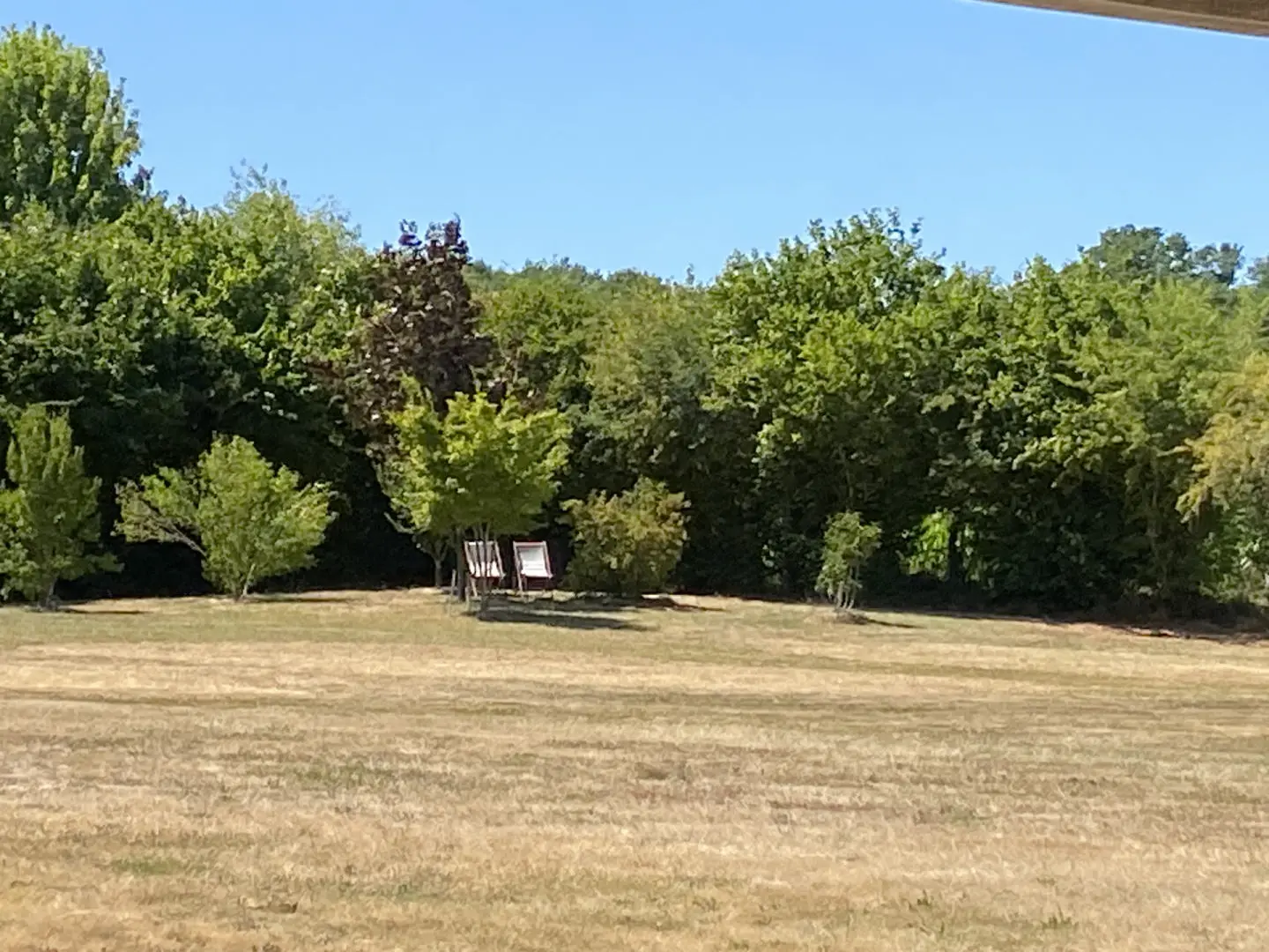 House Of 130 M² With Outbuildings And Land In Les Essards