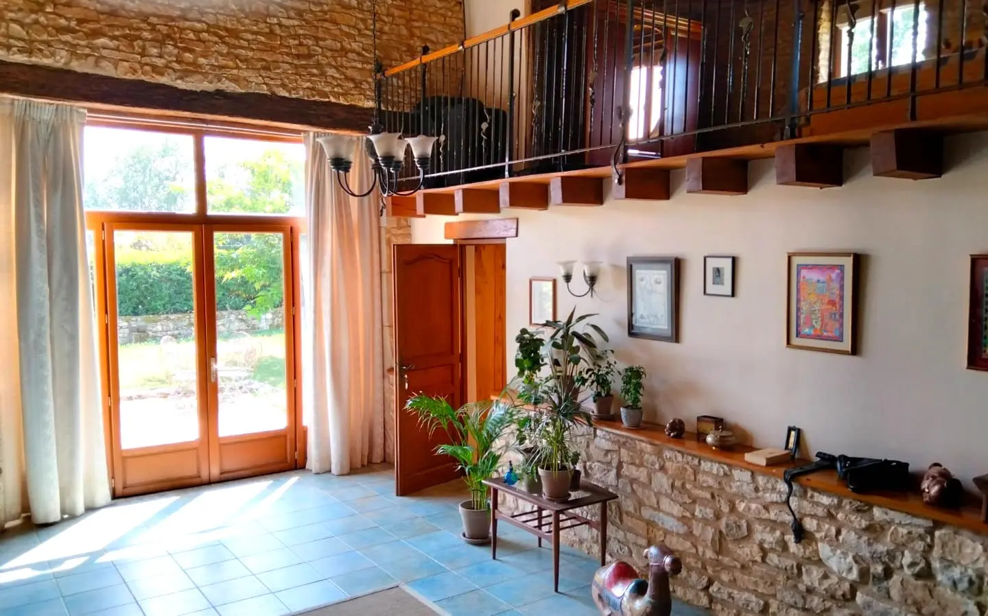 Restored Stone Farmhouse, Views, 5 Bedrooms, Barn, Guest Cottage, Outbuildings, Possible Income