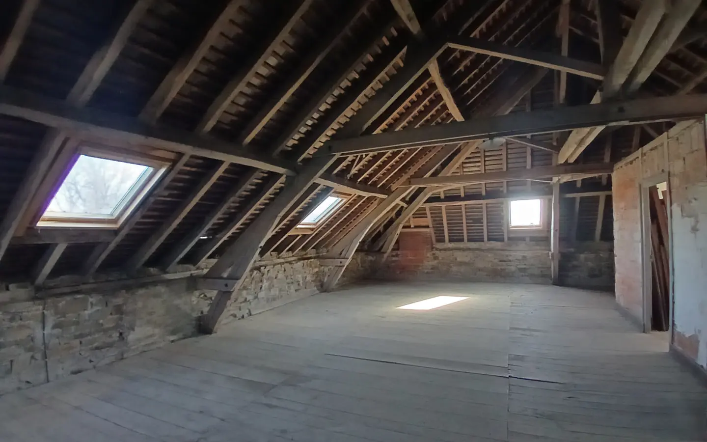 6-bedroom Maison De Maitre In Chalais, France (218 M²)