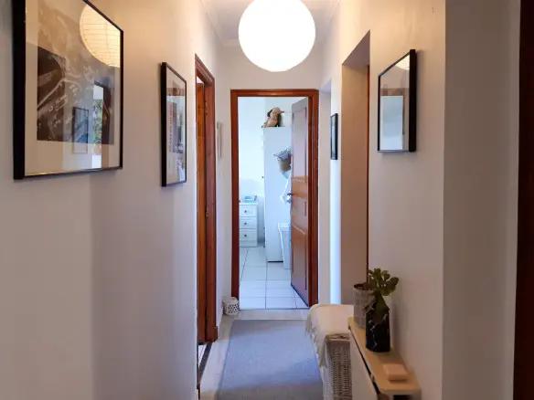 4-bedroom Villa In Palaja, France (130 M²)