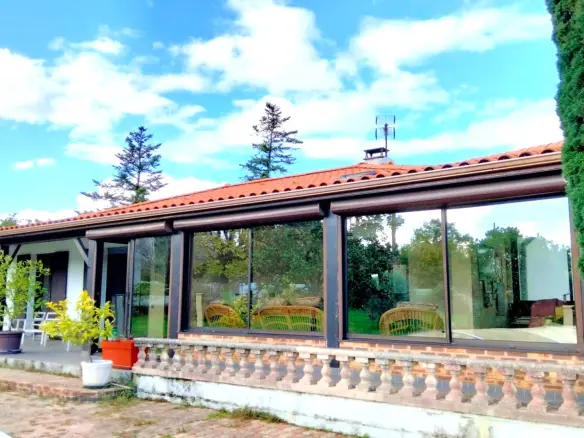 4-bedroom House In Val-de-bonnieure, France (170 M²)