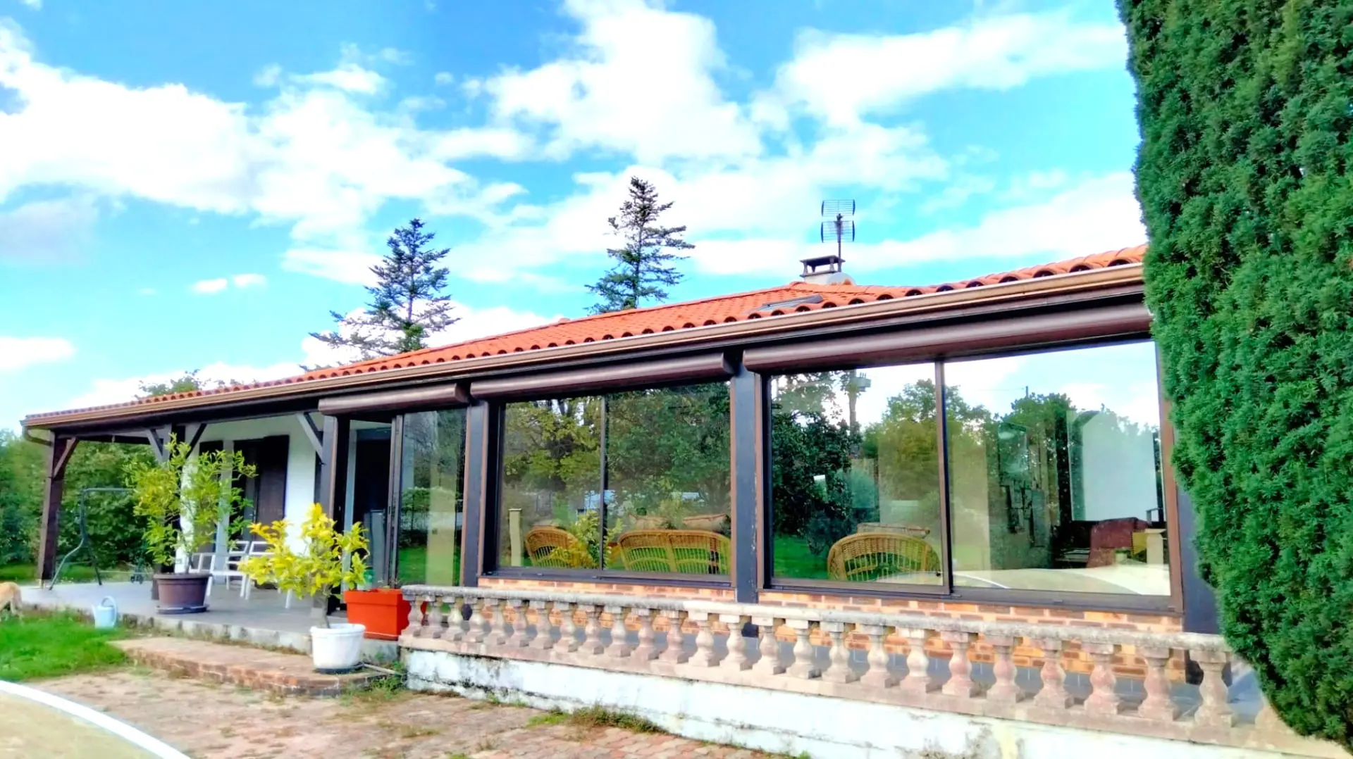 4-bedroom House In Val-de-bonnieure, France (170 M²)