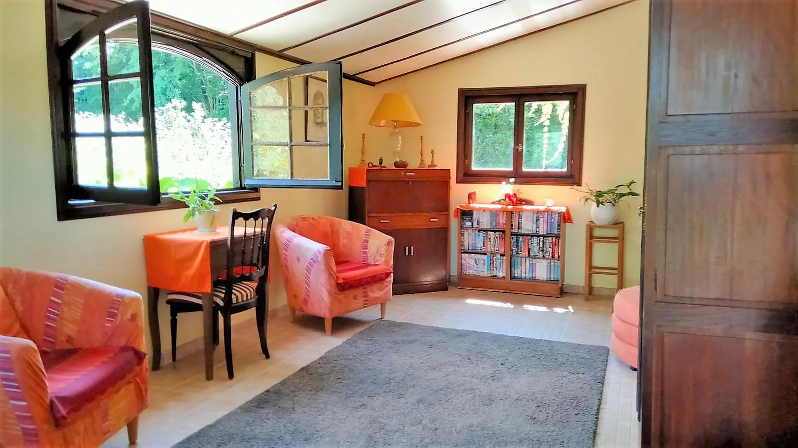 Stone Mill And Barn Of 200 M² With Pool Near Mansle