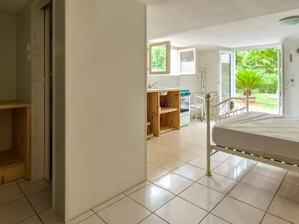 3-bedroom House In Alairac, France (107 M²)