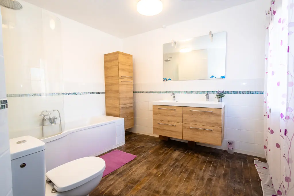 4-bedroom Maison De Maitre In Saint-priest-les-fougeres, France (182 M²)