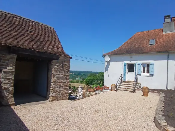 House Of 100 M² With Views In Jumilhac Le Grand, Dordogne