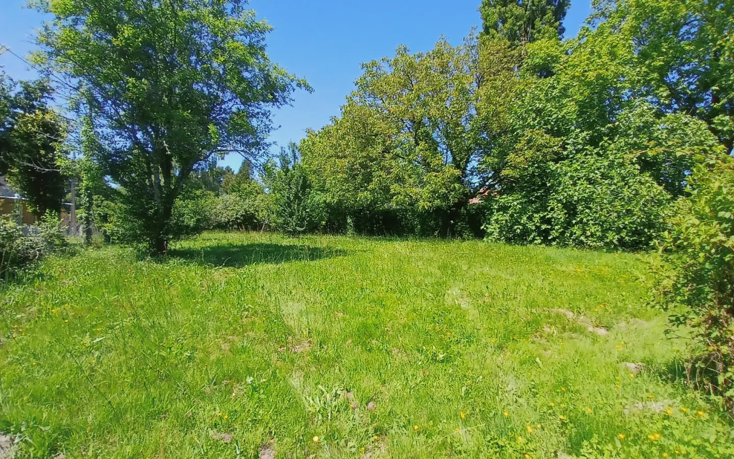 3-bedroom House In Saint-priest-les-fougeres, France (154 M²)