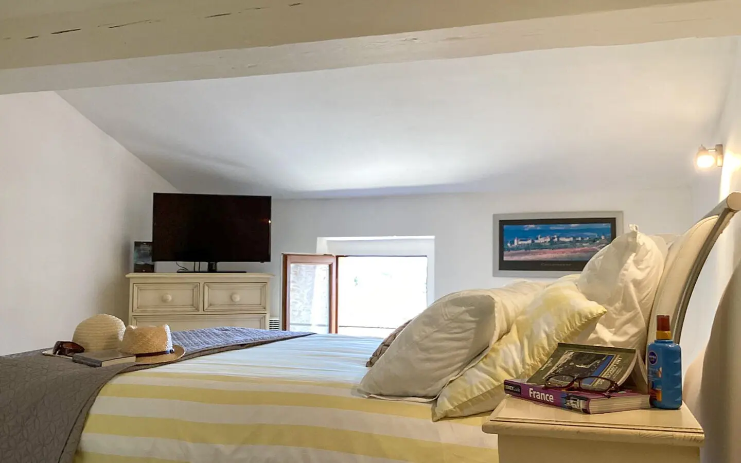 House Of 250 M² With Roof Terrace, Pool, Mountain Views In Village