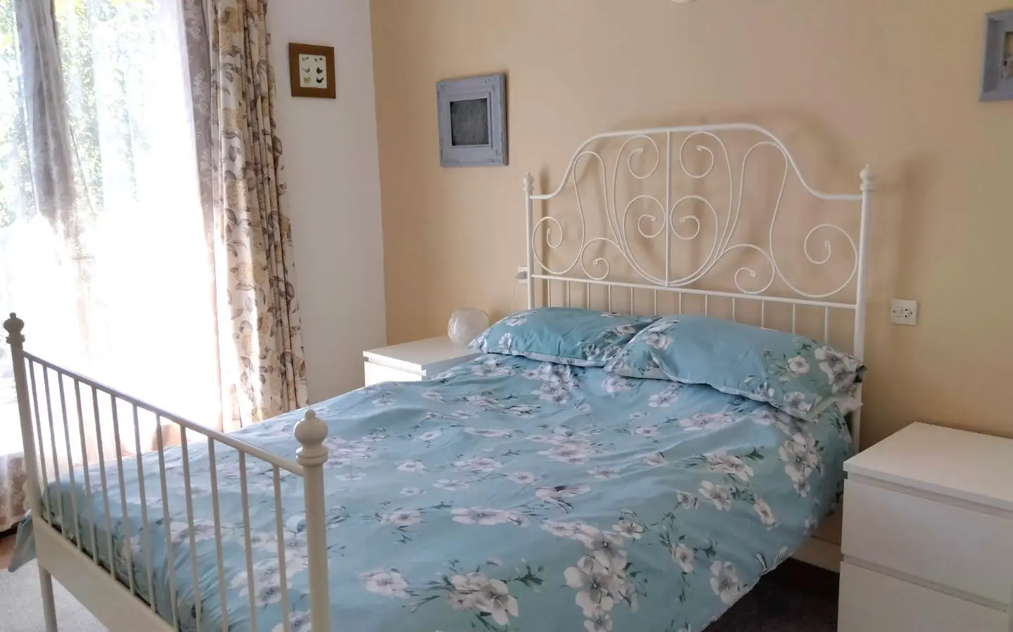 5-bedroom Country House In Pressac, France (156 M²)
